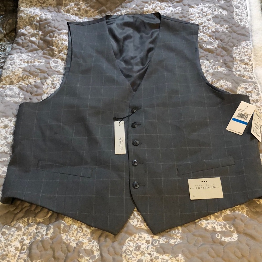Perry Ellis Vest